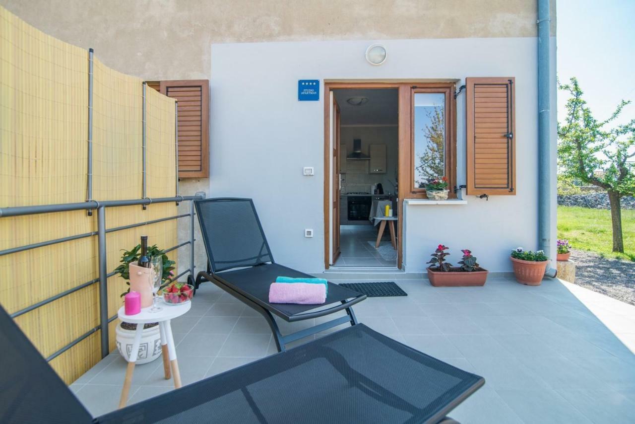Apartment With Terrace In Filipana Marcana Luaran gambar